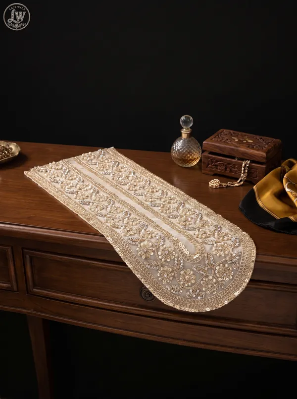 NECK-27_EMBROIDERY_WITH_HANDWORK_NECK