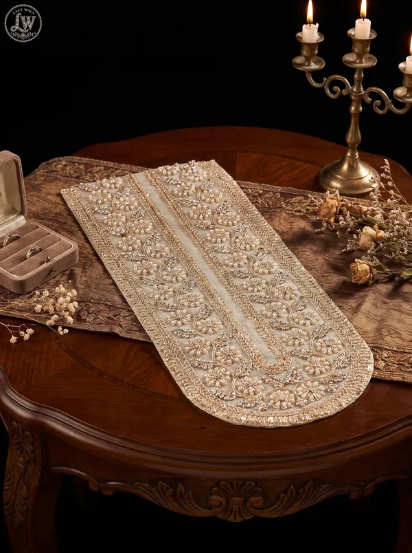 NECK-27_EMBROIDERY_WITH_HANDWORK_NECK
