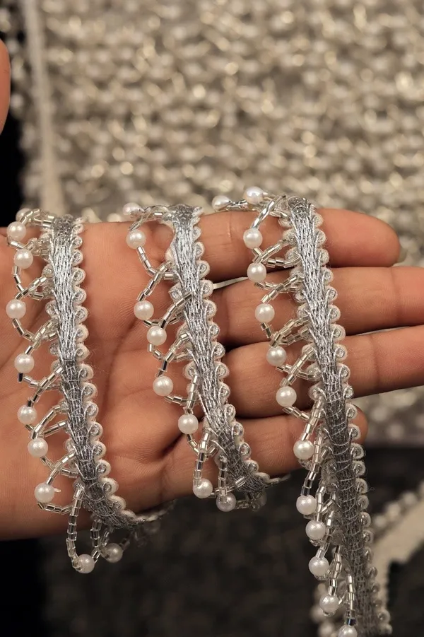 Silver_Beaded_Lace_Trim_with_Pearl_Embellishments