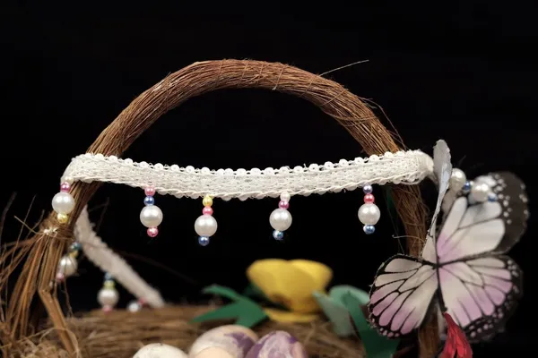 White_Lace_Pearl_Beaded_Hairband_for_Girls