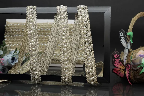 Silver_Pearl_Embellished_Decorative_Lace_Trim