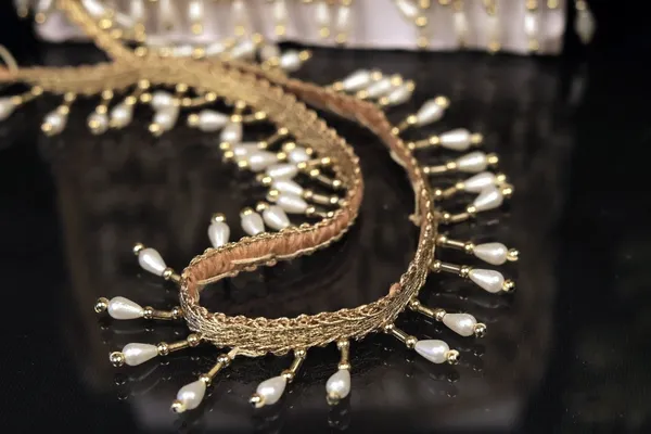 Gold_Tone_Pearl_Drop_Trim_for_Ethnic_Wear