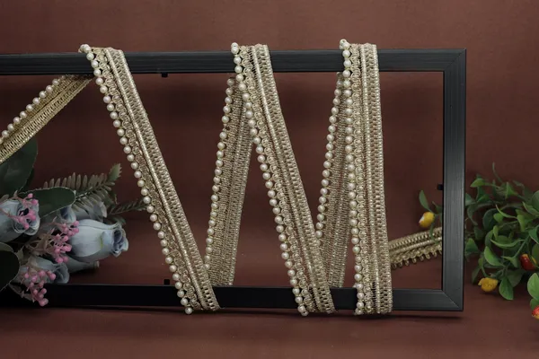 Golden_Pearl_Embellished_Decorative_Lace_Trim