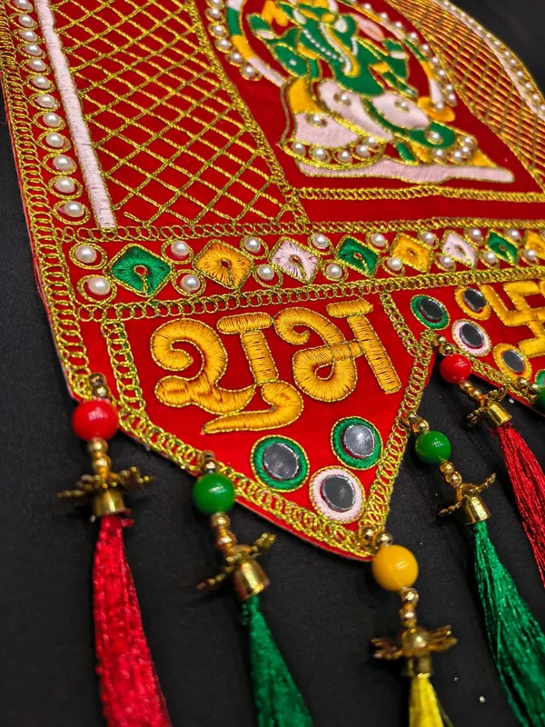 Shree_Ganesh_Shubh_Labh_Decorative_Wall_Hanging_Toran_{_ONE_PCS_}