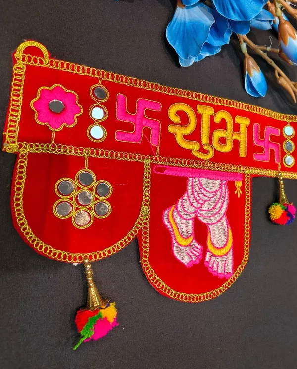 Traditional_Jai_Shri_Krishna_Shubh_Labh_Wall_Hanging_Toran_{37_INCH_}