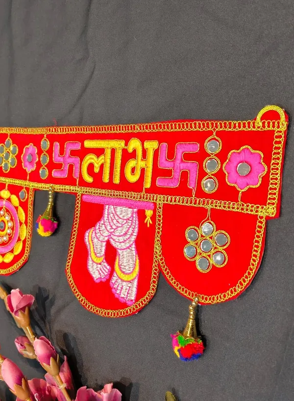 Traditional_Jai_Shri_Krishna_Shubh_Labh_Wall_Hanging_Toran_{37_INCH_}