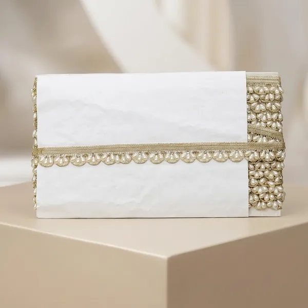 Golden_Metallic_Embellished_Lace_Trim_for_Crafts_and_Garments