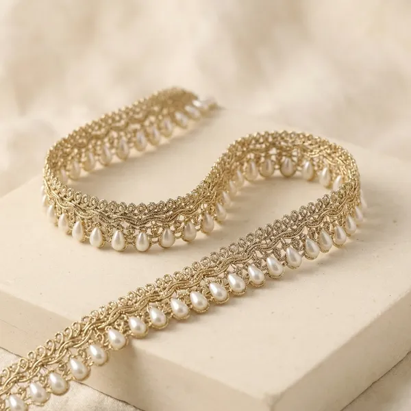 Pearl_And_Gold_Chain_Decorative_Trim_For_Sarees_And_Suits