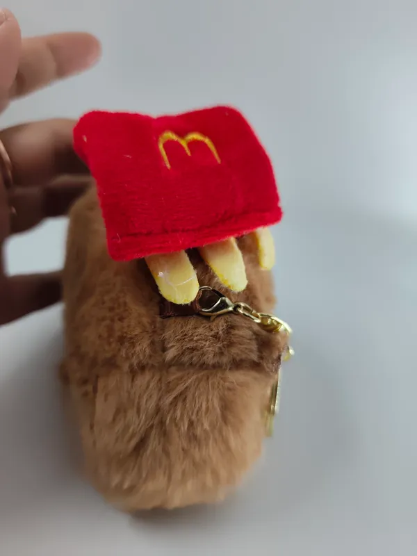 Kawaii_Capybara_With_Frenchfries_Plush_Toy_Charm