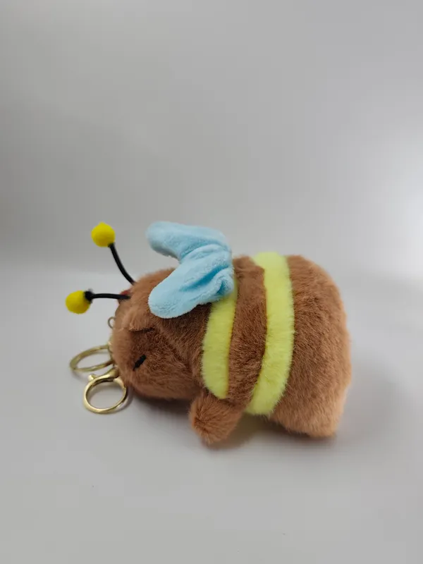Kawaii_Capybara_Bumble_Bee_Plush_Toy_Charm