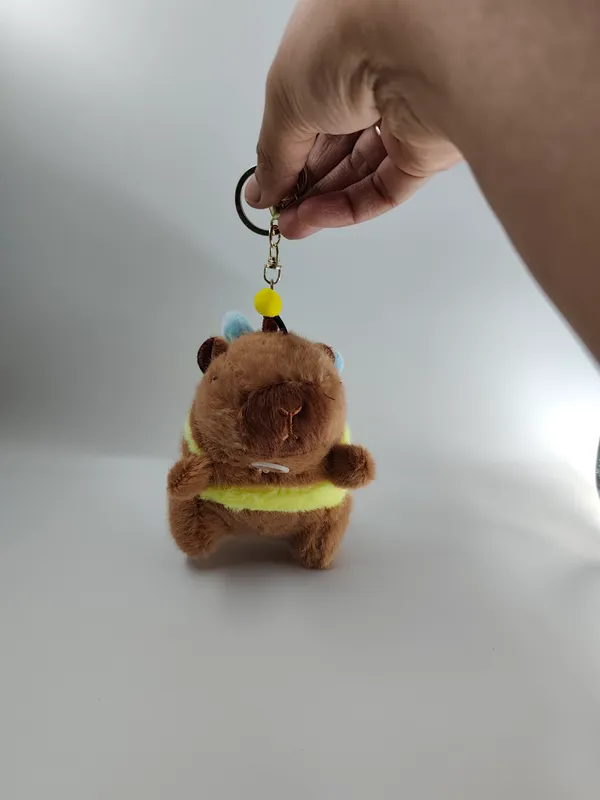 Kawaii_Capybara_Bumble_Bee_Plush_Toy_Charm