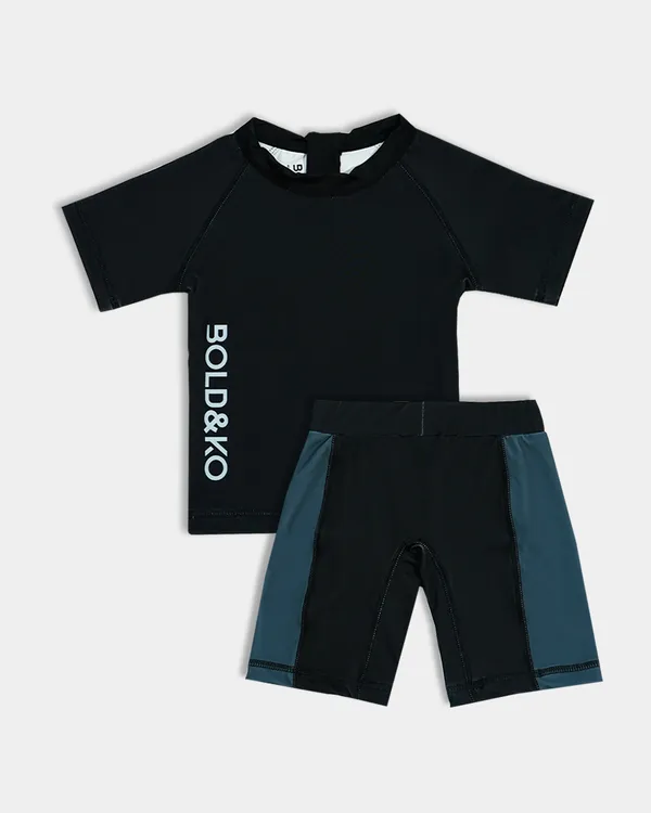 BOLD&KO_Rashguard_Set_In_Black_
_Grey