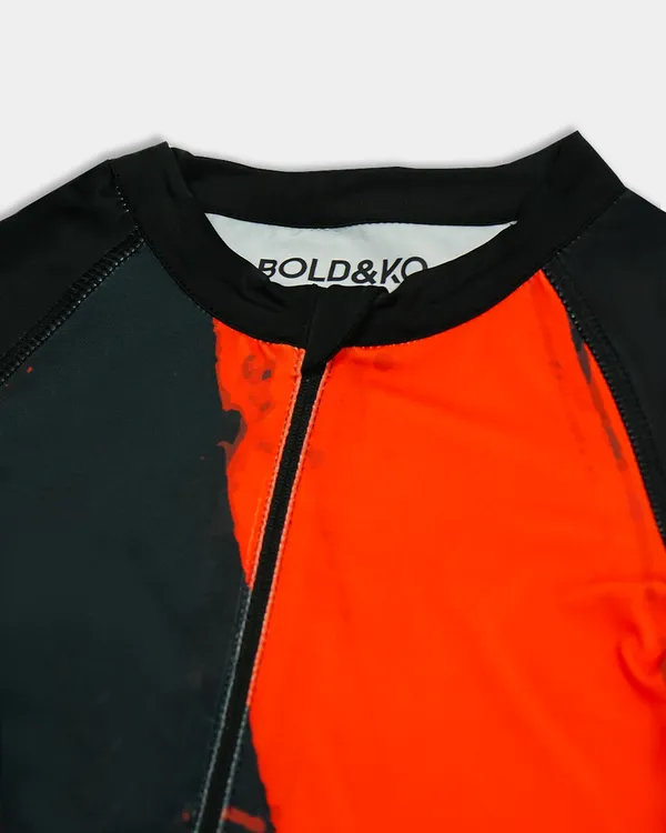 BOLD&KO_Shortsleeve_rashguard_overall_In_Red
_Abstract