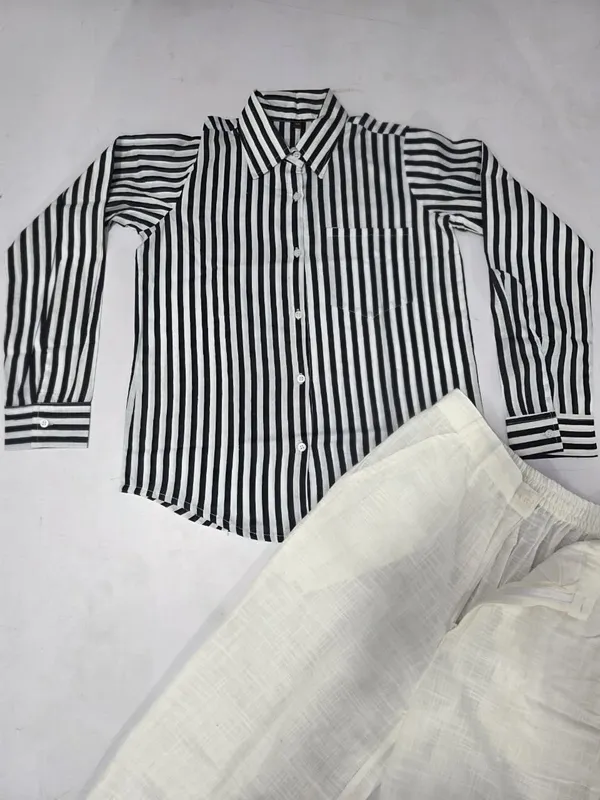 Royal_Jaipuri_Premium_Jaipuri_Printed_Cotton_60/60_super_Quality_Shirt_&_Pant_2_pcs_Set_(Printed_shirt_with_white_pent)_-_Size_XL_(42)