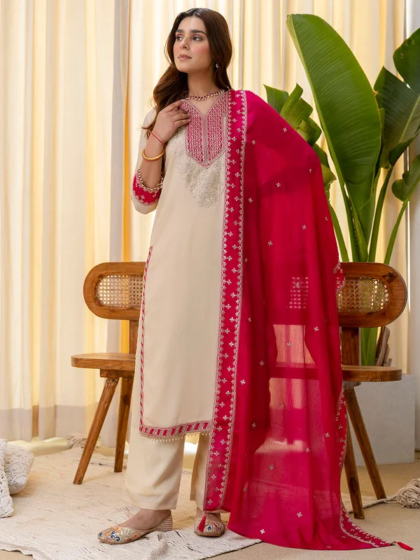 Niyati_Cream_Embroidred_Kurta_Sets_with_Sequins_Work_Women_Suits