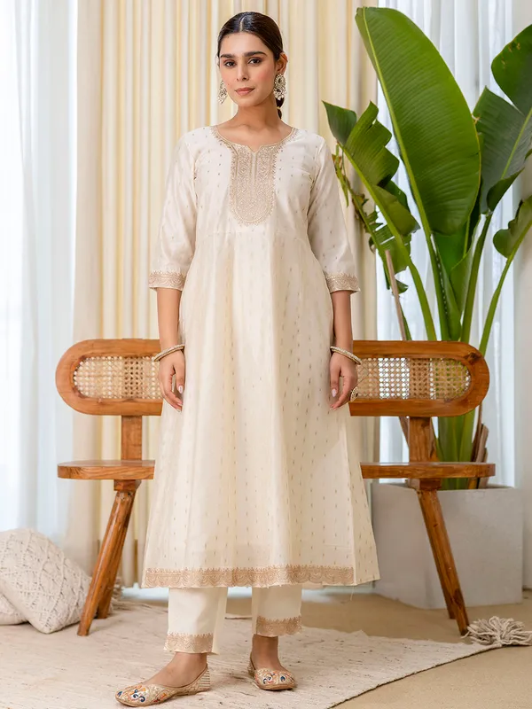 Sattva_White