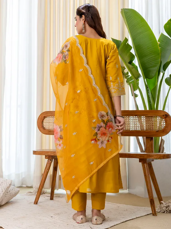 Vireya_Mustard