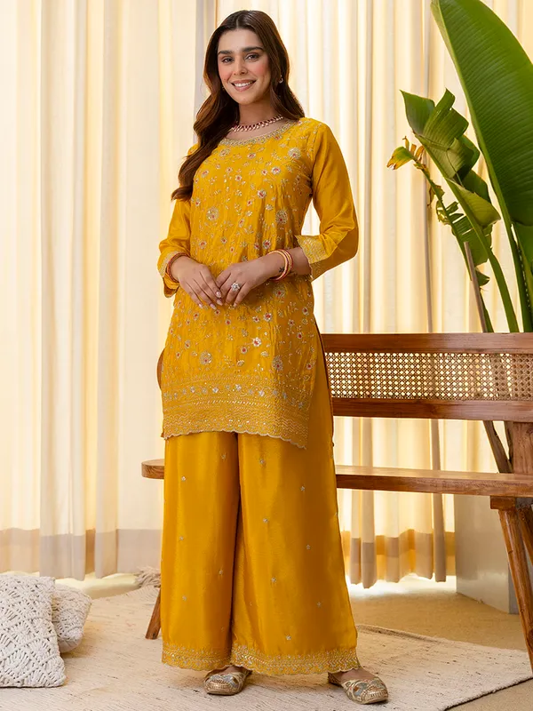 Mustard_Silk