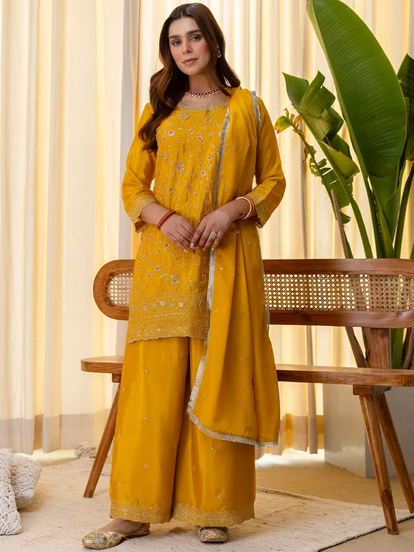 Mustard_Silk