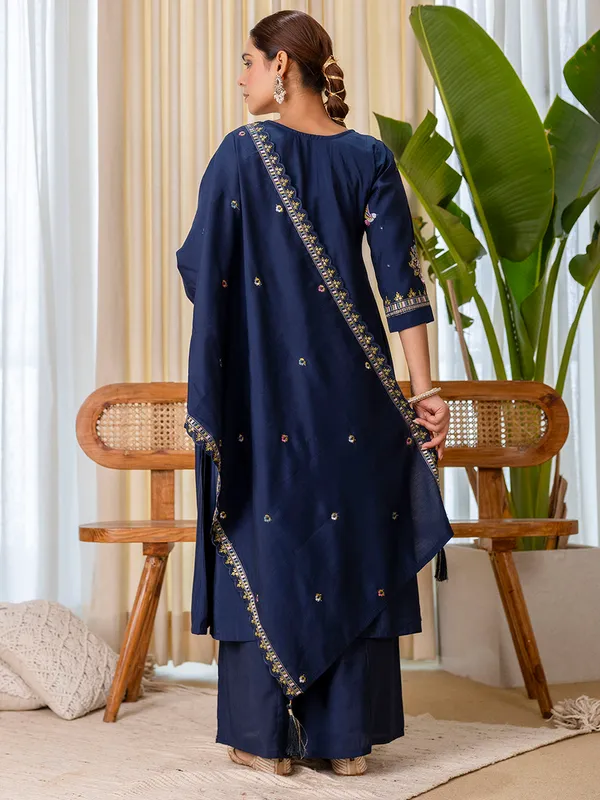 Teal-blue_Exclusive_Embroidered_Kurta_Plazo_Set_for_Women
