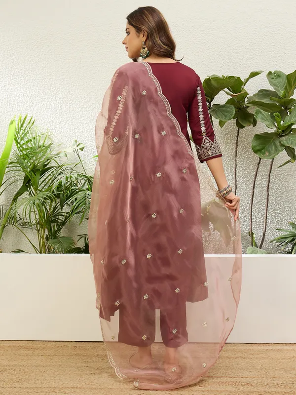 Women's_Maroon_Embroidered_Straight_Kurta_Pant_Set_with_Dupatta