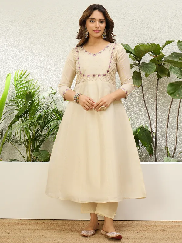 Women_Anarkali_Kurta_with_Pant_&_Dupatta_Suits,_Festive_Ethnic_Set