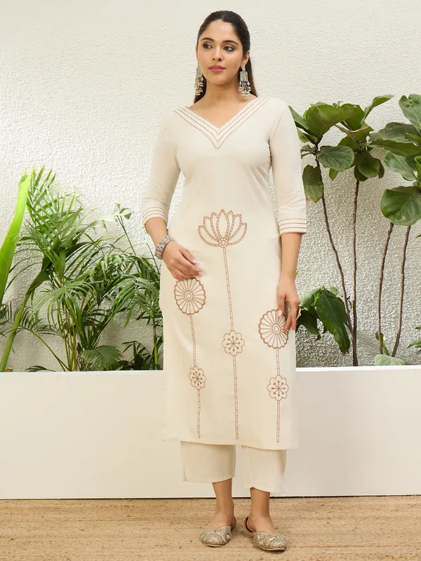 Cotton_Kurta_Pent_Sets_with_Thread_Embroidery_Work_collection