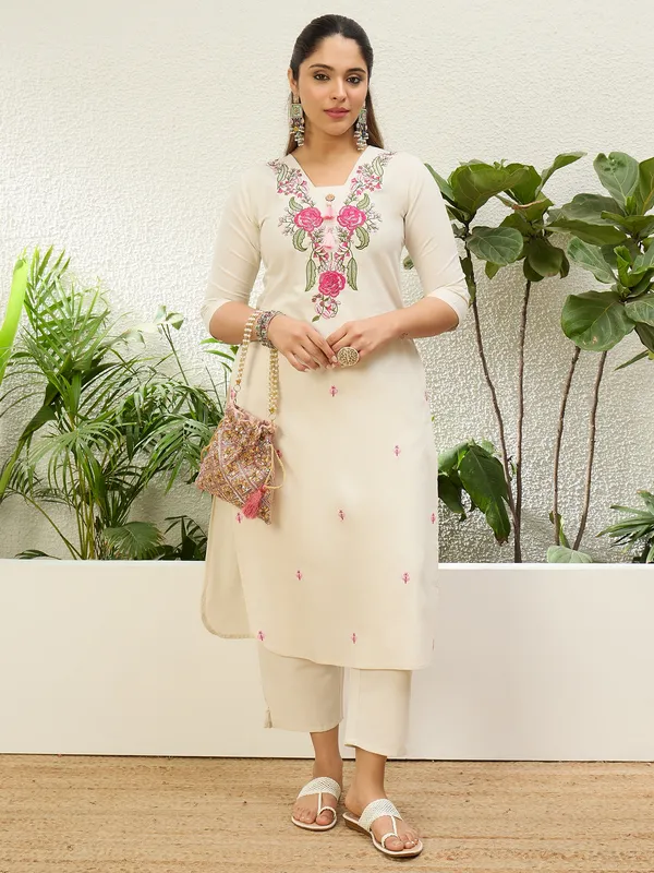 Women’s_Khadi_Cotton_Kurta_Pant_Set_with_Floral_Thread_Embroidery_2_Pcs_Ethnic_Set