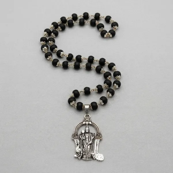 Karanguli_White_Metal_Necklace_with_Cap_and_Lord_Murugan_Pendent