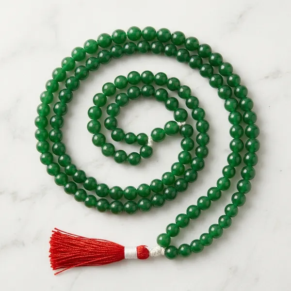 Green_Jade_Prayer_Beads_Mala_with_Red_Tassel