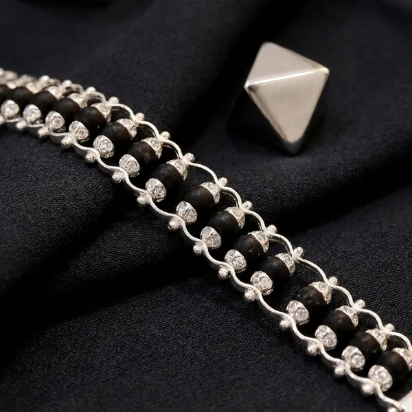 Karanguli_Silver_Beaded_Chain_Bracelet