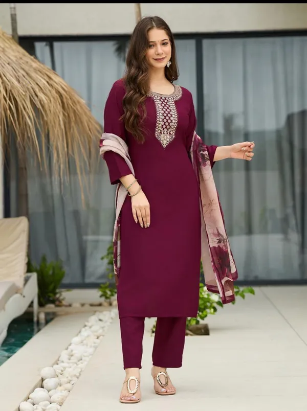 Maroon_Georgette_Kurta_Set_For_Women
