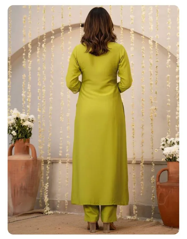 Olive_Green_Georgette_Anarkali_Kurta_Set_For_Women