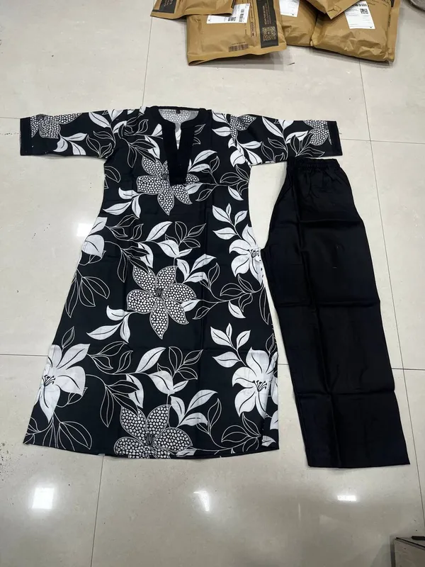 Black_Georgette_Kurta_Set_With_Palazzo_For_Women