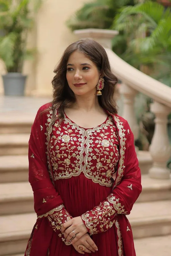 Red_Georgette_Anarkali_Gown_For_Women
