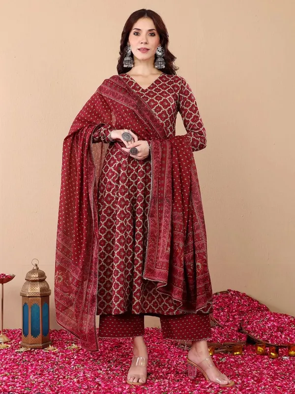 Fully_Stiched_Rayon_Printed
Kurti_(MAROON)