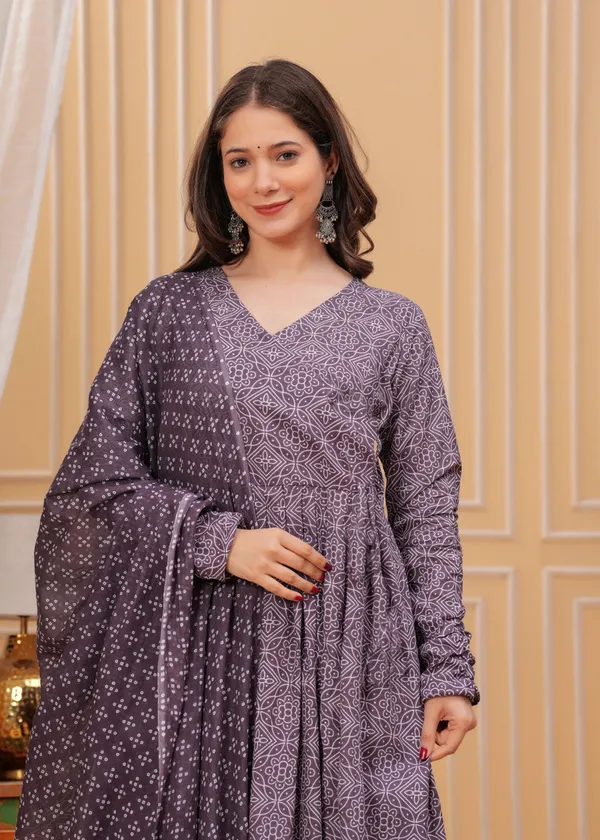 Fully_Stiched_Rayon_Printed
Kurti_(PURPLEE)