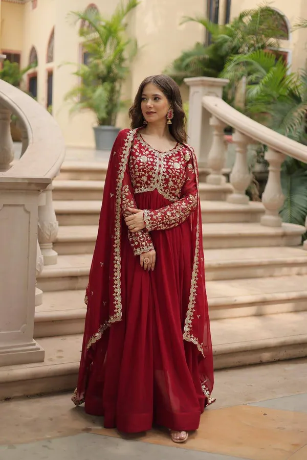 Red_Georgette_Anarkali_Gown_For_Women