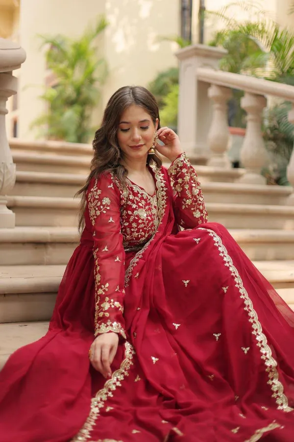 Red_Georgette_Anarkali_Gown_For_Women