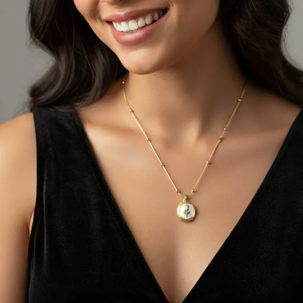 Gold_And_White_Rosetta_Pearl_Bloom_Pendant