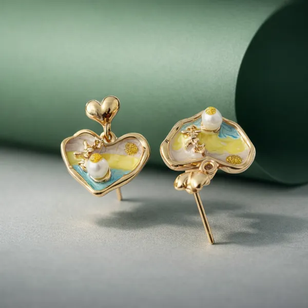 Gold_Antique_Heart_Charm_Drop_Earrings