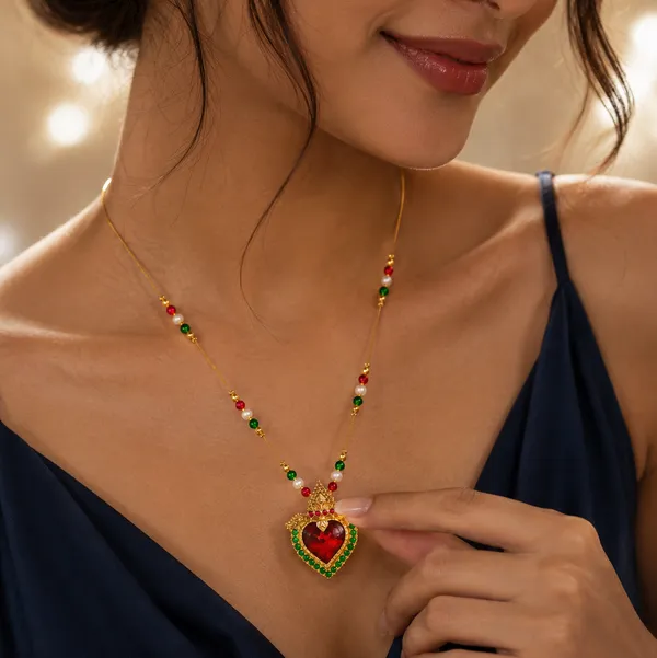 Divine_Sacred_Heart_Pendant_Necklace