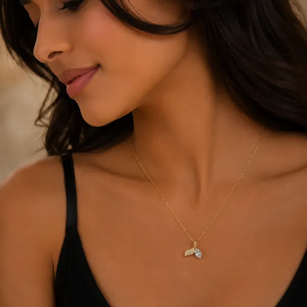Celestial_Leaf_Crystal_Pendant_Necklace