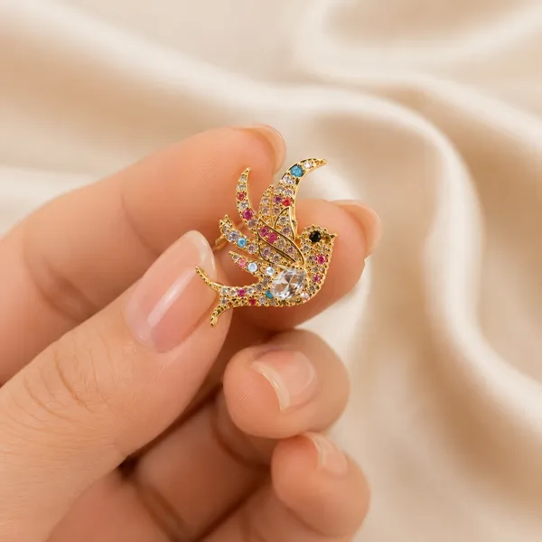 Royal_Sparrow_Crystal_Stud_Earrings