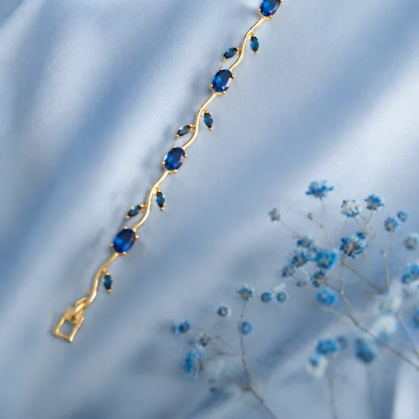 SHADOWBORNE_Royal_Tulip_Bloom_Charm_Bracelet_Blue_