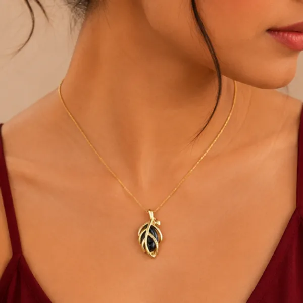Luxury_Midnight_Black_&_Gold_Pendant_Necklace_with_Matching_Earrings_Set