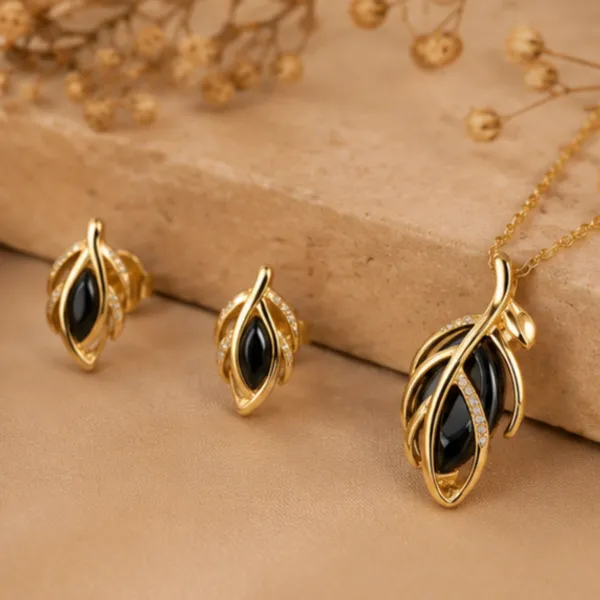 Luxury_Midnight_Black_&_Gold_Pendant_Necklace_with_Matching_Earrings_Set
