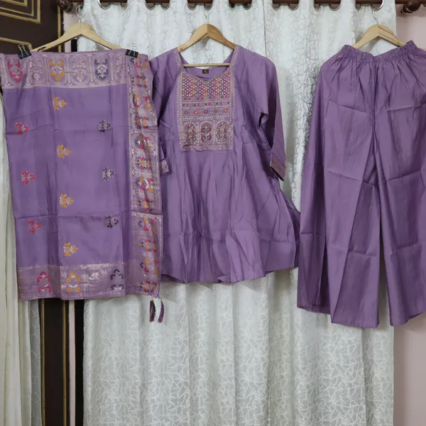3_Piece_short_kurti_set_with_charming_dupatta