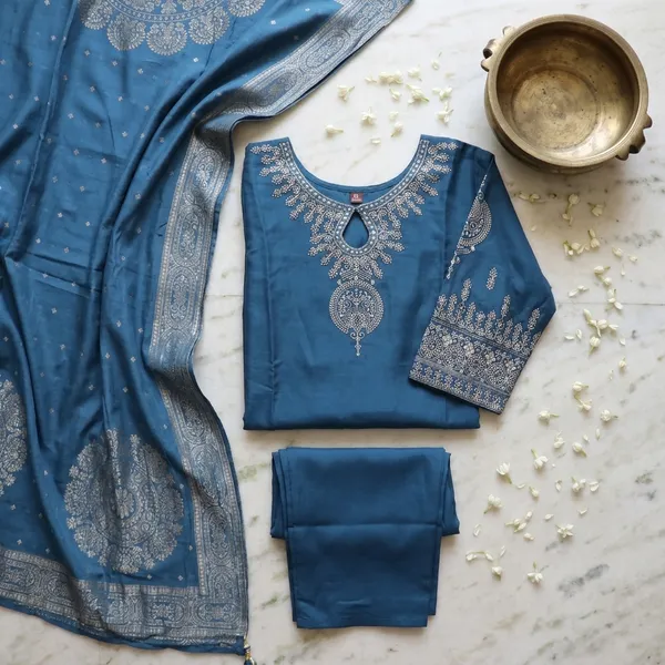 3_Piece_short_kurti_set_with_charming_dupatta