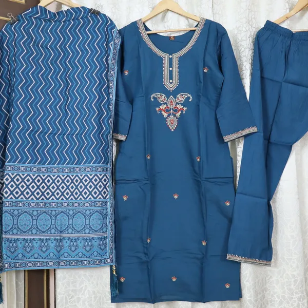 3_Piece_short_kurti_set_with_charming_dupatta